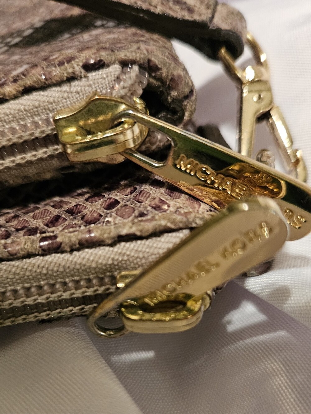 Michael Kors Snakeskin Python Print Leather Crossbody Bag Triple Zip Fulton Gold - Picture 4 of 15